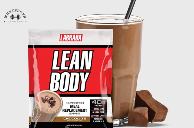 Nên Dùng Lean Body Hay Whey Protein? So Sánh Chi Tiết